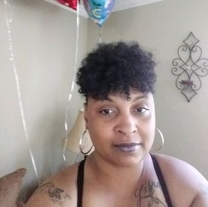 Meet your Posher, Dreama